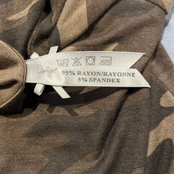 Women’s camo t-shirt dress - Picture 2 of 8